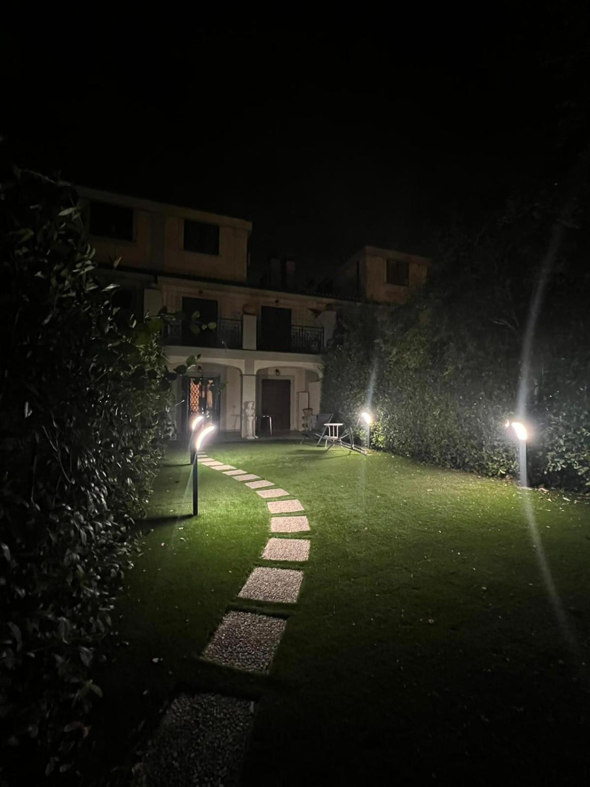 Villa Gurrieri Roma Exterior foto